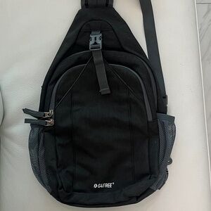 G4Free Black Crossbody Sling Backpack – Lightweight & Versatile